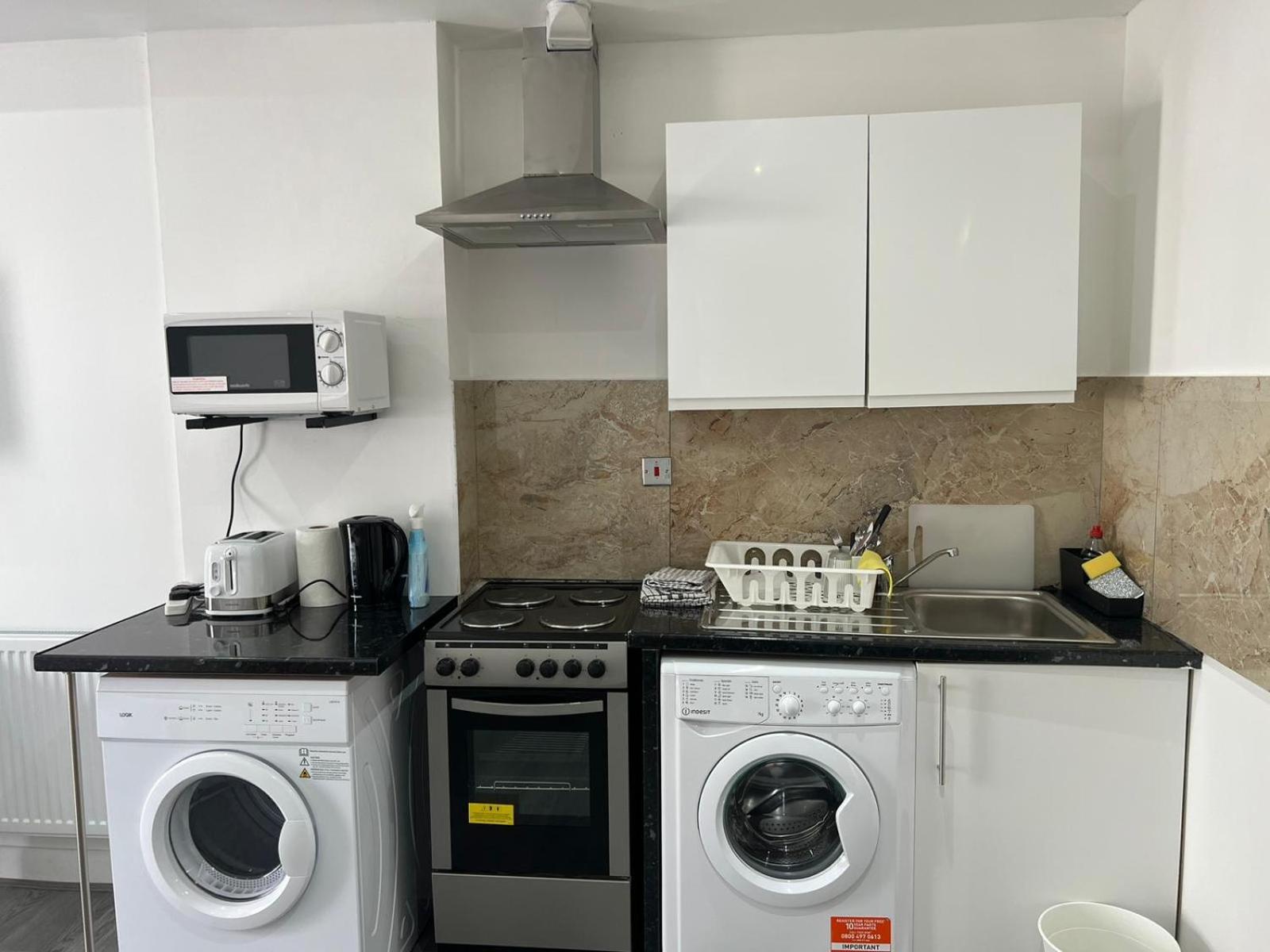 Starlet Property Wanstead エクステリア 写真